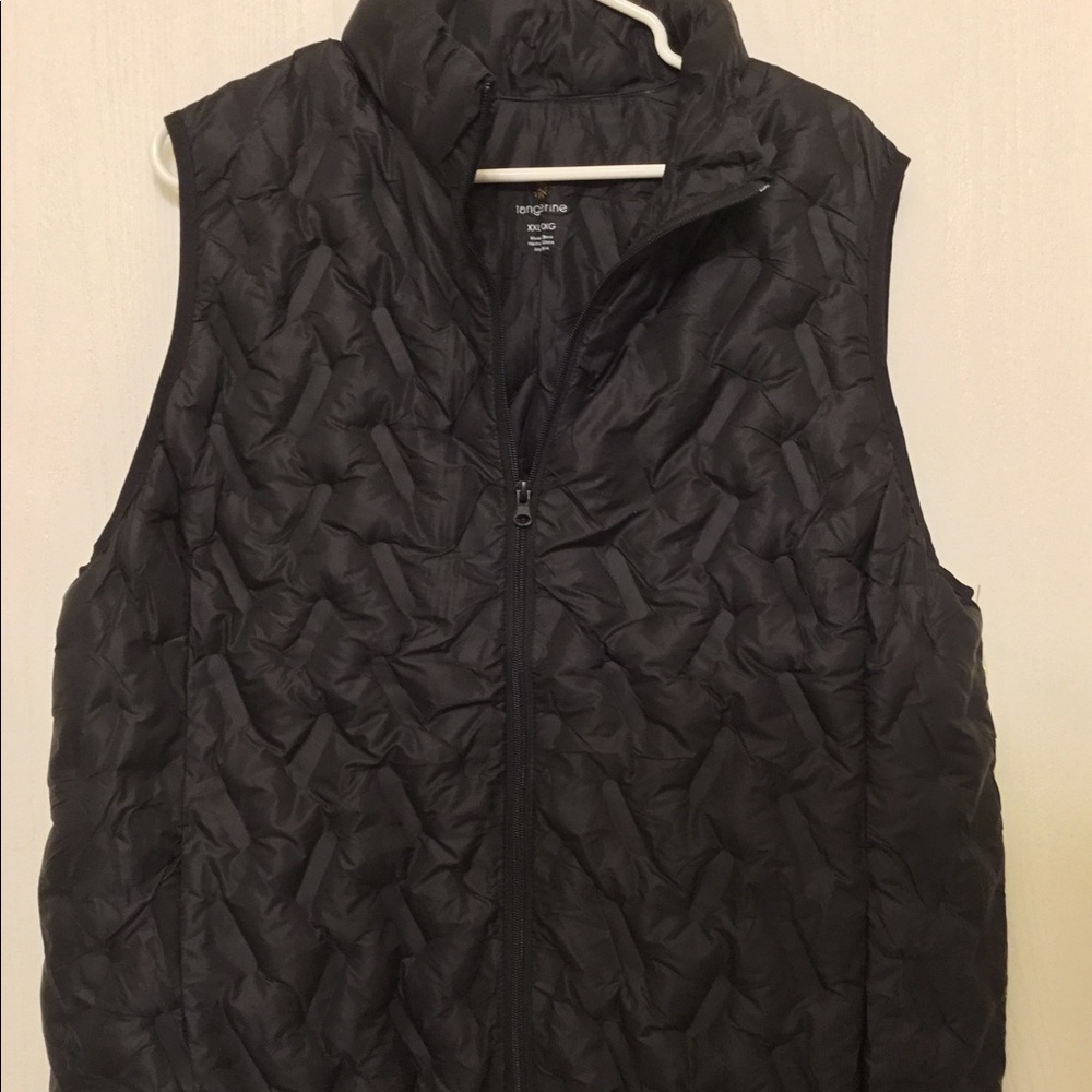 Tangerine Light Weight Puffy Vest Black size XXL